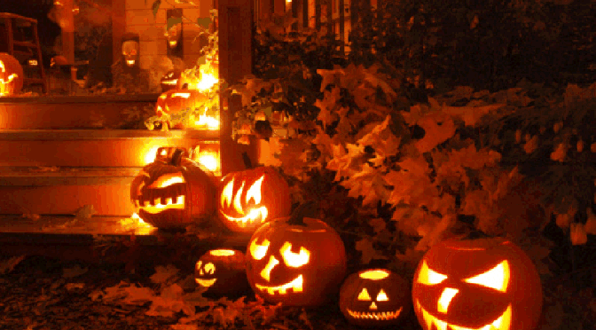 #TheGamutt Top 10 SPOOKY #Halloween Songs of ALL TIME! [vids]