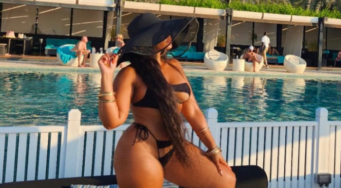 #ThirstTrap: Guess Who serving all this BAWDY!? [PICS]