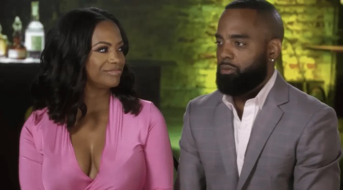 SPLITSVILLE! #RHOA alum #KandiBurruss files for DIVORCE from #ToddTucker after 11 years!! [details]