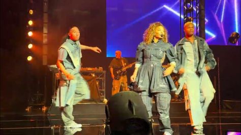WAKE UP JAM: #JanetJackson ‘Velvet Rope’ [live]