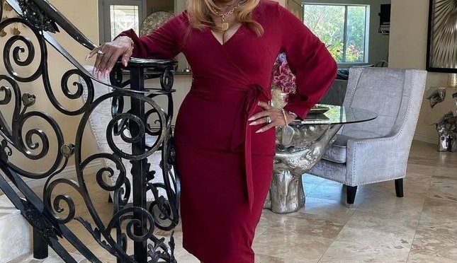 Hot Shot of the Day: #BerNadetteStanis turns 72! [vid]