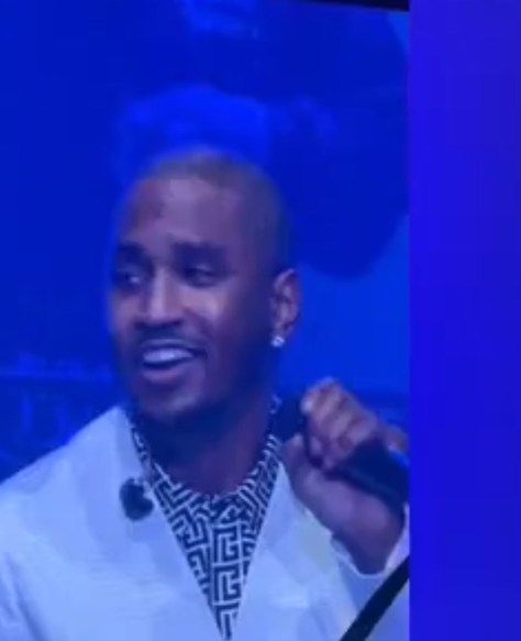 #TreySongz goes BALD! [vid]