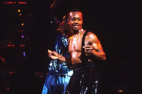 WAKE UP JAM: #HappyBirthdayMCHammer! [vids]