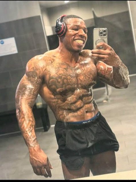 #TheGamutt After Dark: #AaronthePlumber getting SUCKED up! [vid]