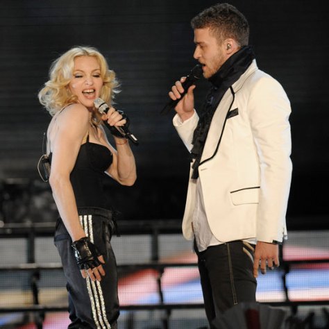 WAKE UP JAM: #Madonna & #JustinTimberlake ‘4 Minutes’ [live]