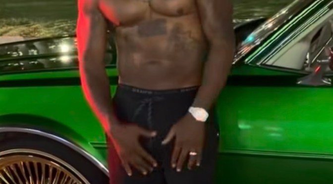 Thirst Trap: #YungJoc is Feeling Himself! [vid]