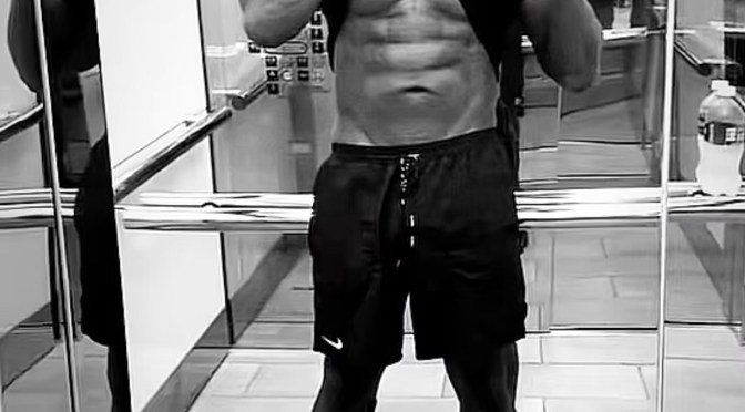 Thirst Trap: #YungJoc shirt off all Summer! [vid]
