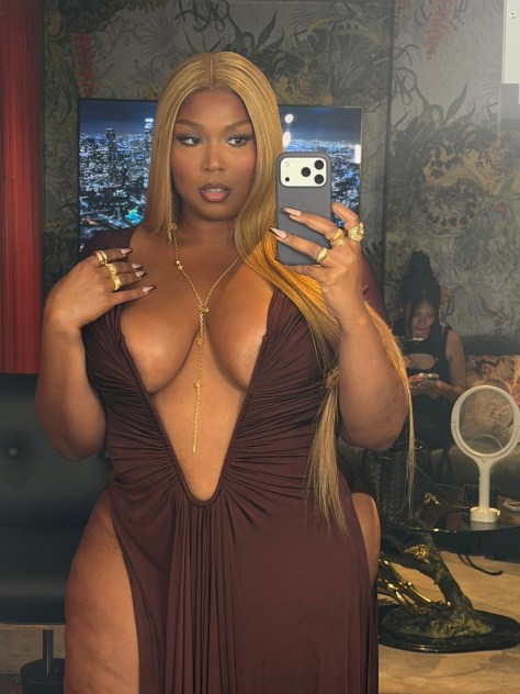Hot Shot of the Day: #Lizzo is a stunner! [pics]