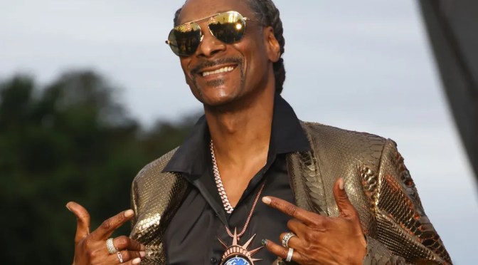 WAKE UP JAM: Happy Birthday #SnoopDogg!